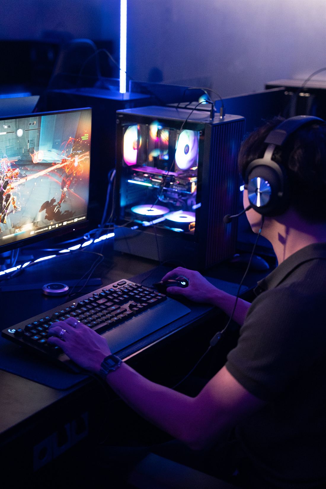 Gamer in action at Portal Gaming Center